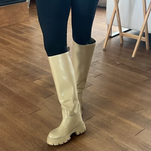 Chunky knee-high boots - Picture 5 of 7